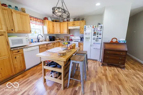 3708 Megan Court Spencer IN 47460