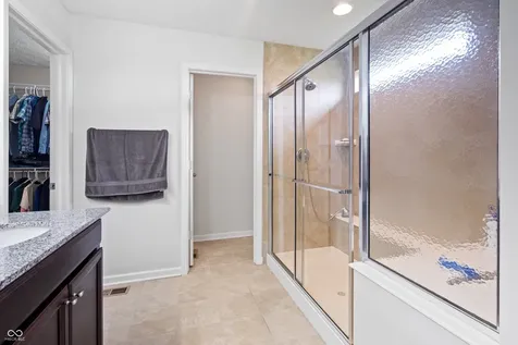 7727 Tanager Court Zionsville IN 46077