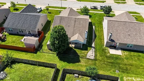 654 Findlay Lane Greenwood IN 46143