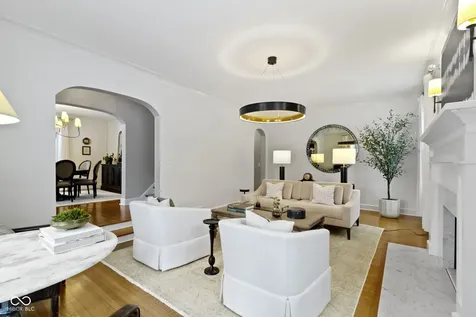 5647 N Pennsylvania Street Indianapolis IN 46220