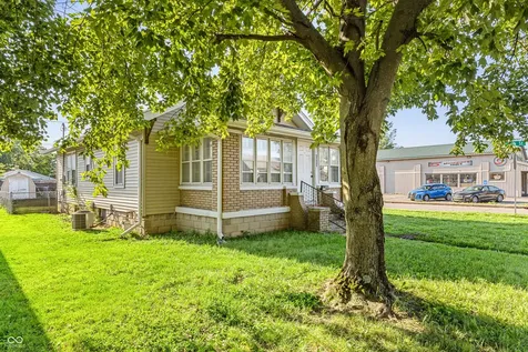 1903 Central Avenue Columbus IN 47201