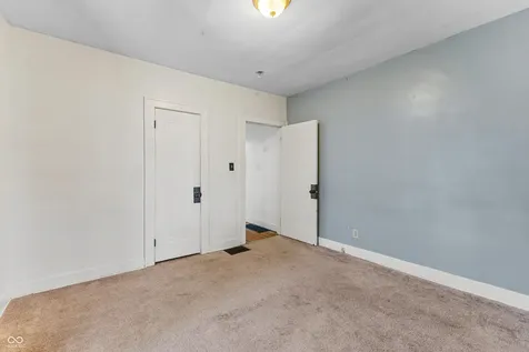 1903 Central Avenue Columbus IN 47201