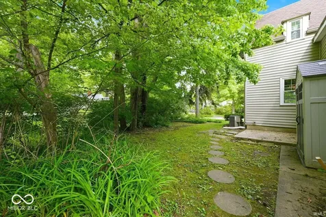 300 S Shady Lane Muncie IN 47304