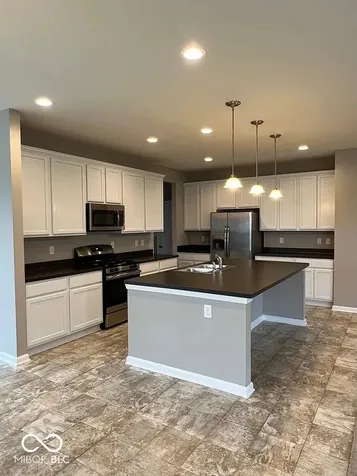 1443 Classic Avenue Greenwood IN 46143