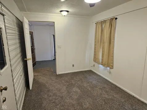 4049 Van Bibber Lake Estate Greencastle IN 46135