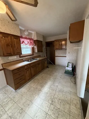 3016 Fairview Street Anderson IN 46016