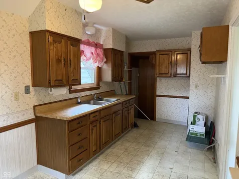 3016 Fairview Street Anderson IN 46016