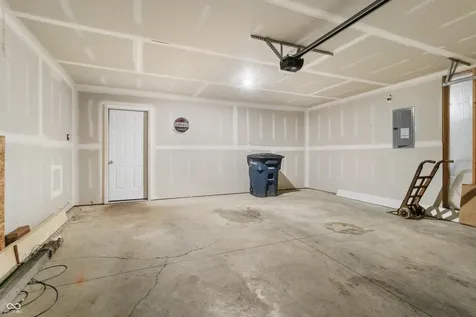 800 N 16th Street Elwood IN 46036
