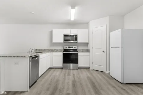 800 N 16th Street Elwood IN 46036