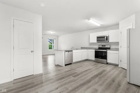 800 N 16th Street Elwood IN 46036