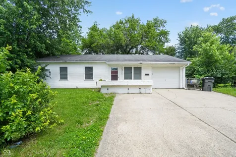 4023 Cass Court Indianapolis IN 46235