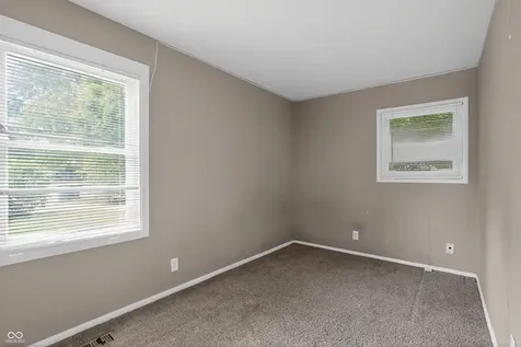 4023 Cass Court Indianapolis IN 46235