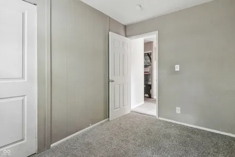 4023 Cass Court Indianapolis IN 46235