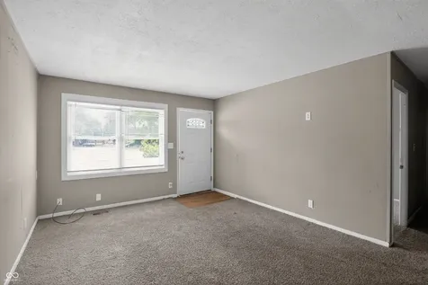 4023 Cass Court Indianapolis IN 46235