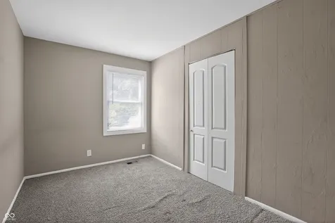 4023 Cass Court Indianapolis IN 46235