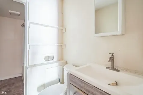 4023 Cass Court Indianapolis IN 46235