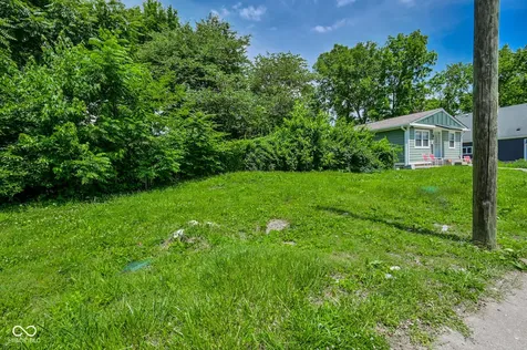 1808 E Brookside Avenue Indianapolis IN 46201