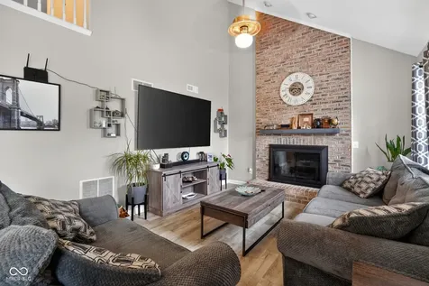 7023 Elias Circle Indianapolis IN 46236