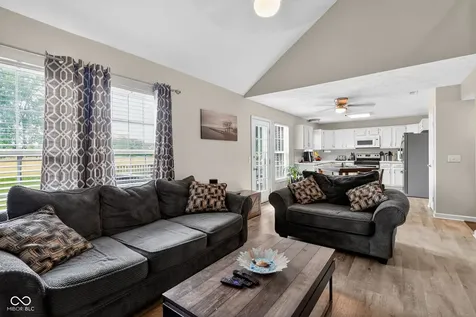 7023 Elias Circle Indianapolis IN 46236