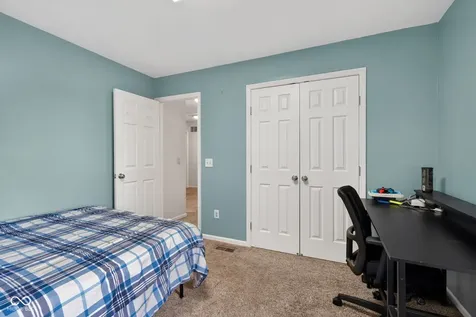 7023 Elias Circle Indianapolis IN 46236