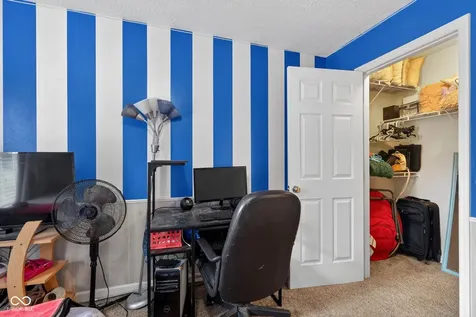 7023 Elias Circle Indianapolis IN 46236
