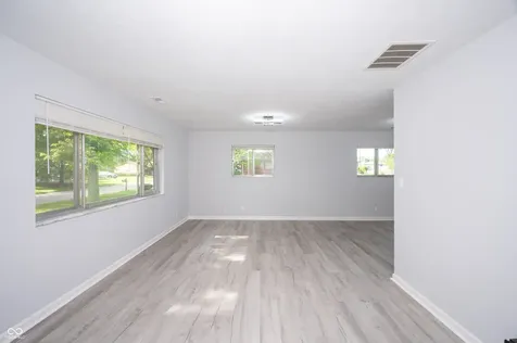 6017 Northland Road Indianapolis IN 46228