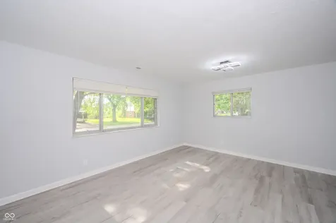 6017 Northland Road Indianapolis IN 46228