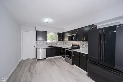 6017 Northland Road Indianapolis IN 46228
