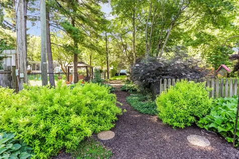 6121 N Meridian Street Indianapolis IN 46208