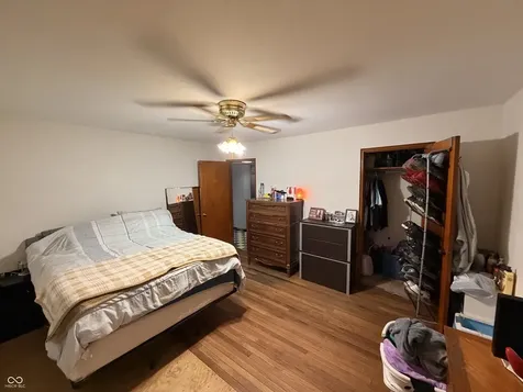 39 Burbank Road Indianapolis IN 46219