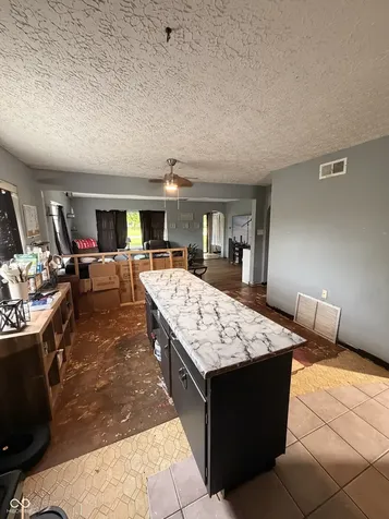 39 Burbank Road Indianapolis IN 46219