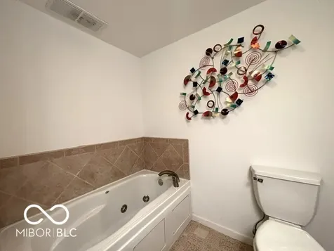 1761 Walnut Trace Greenfield IN 46140