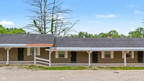 1958 State Road 135 N Nashville IN 47448