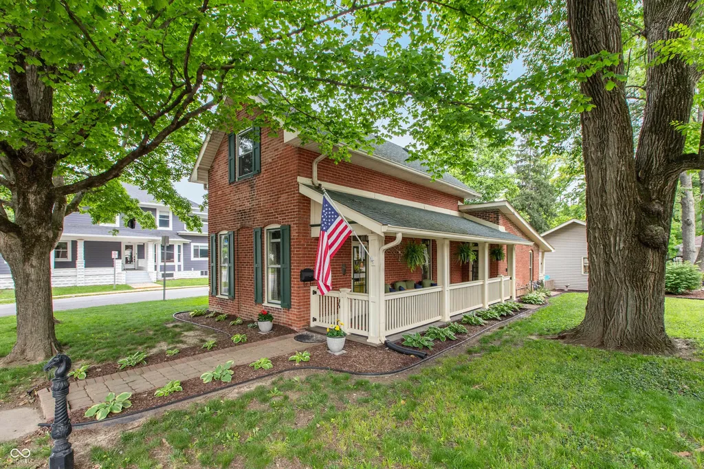 498 W Main Street Danville IN 46122