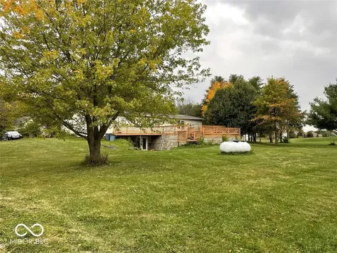 1227 Holmes Road Lebanon IN 46052