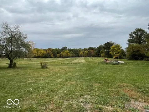 1227 Holmes Road Lebanon IN 46052