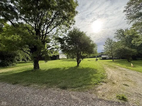 1227 Holmes Road Lebanon IN 46052