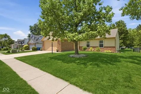 12536 Trophy Drive Fishers IN 46038