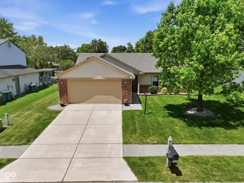12536 Trophy Drive Fishers IN 46038