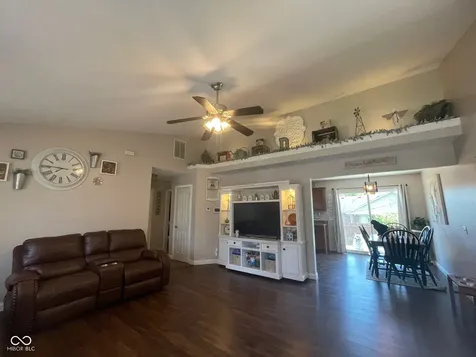 1838 Richards Drive Seymour IN 47274