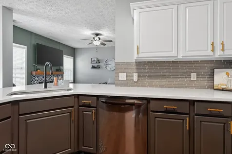 1271 Liberty Drive Westfield IN 46074