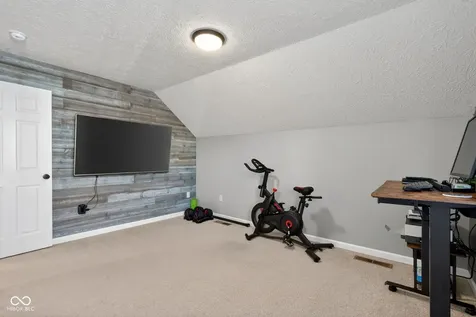 1271 Liberty Drive Westfield IN 46074