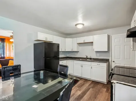 7242 E 52nd Street Indianapolis IN 46226