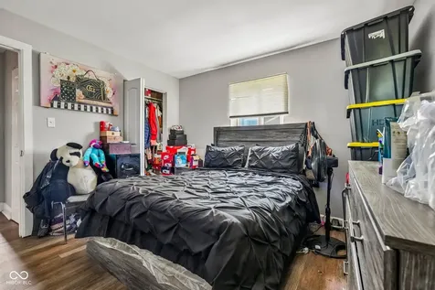 7242 E 52nd Street Indianapolis IN 46226