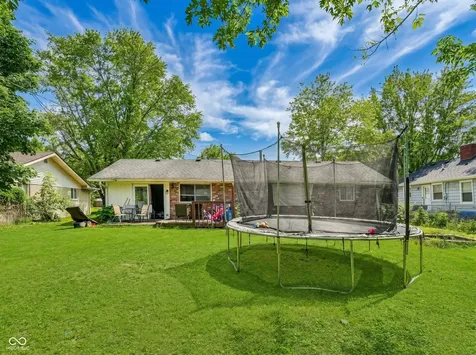 7242 E 52nd Street Indianapolis IN 46226