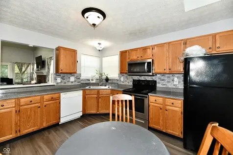 6053 Countrybrook Road Indianapolis IN 46254