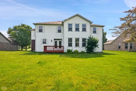 5682 W Port Drive Mccordsville IN 46055