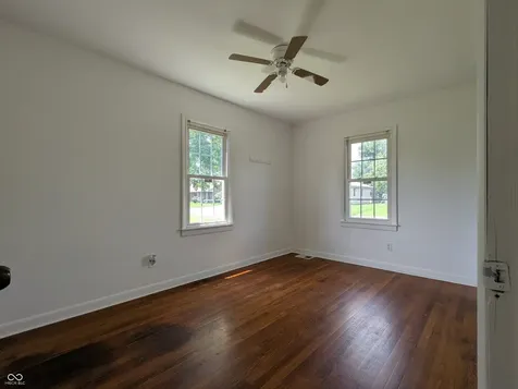 107 W Freeman Avenue Seymour IN 47274
