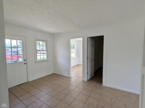 107 W Freeman Avenue Seymour IN 47274