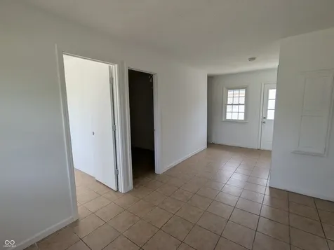 107 W Freeman Avenue Seymour IN 47274